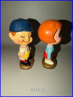 1960 Baseball Kissing Pair Bobblehead Nodder Vintage