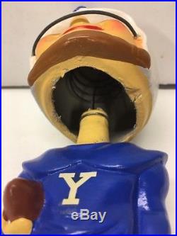 1960 Yale Bulldogs Football New Haven Ivy Nodder Bobblehead Vintage Bobble