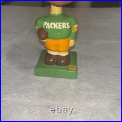 1960's GREEN BAY PACKERS VINTAGE BOY SQUARE BASE NODDER BOBBLEHEAD