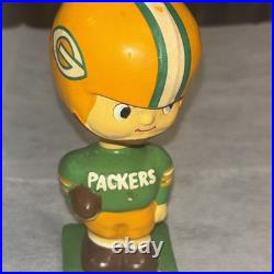 1960's GREEN BAY PACKERS VINTAGE BOY SQUARE BASE NODDER BOBBLEHEAD