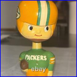 1960's GREEN BAY PACKERS VINTAGE BOY SQUARE BASE NODDER BOBBLEHEAD