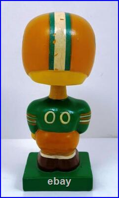 1960's GREEN BAY PACKERS VINTAGE BOY SQUARE BASE NODDER BOBBLEHEAD EX-NM 1960's GREEN BAY PACKERS VINTAGE BOY SQUARE BASE NODDER BOBBLEHEAD EX-NM