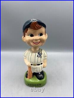 1960's VTG NEW YORK YANKEES Baseball Sports Nodder Bobble Head