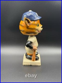 1960's Vintage Detroit Tigers White Base Bobblehead/Nodder