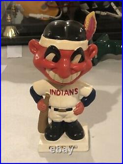 1961-63 Cleveland Indians Chief Wahoo Bobblehead Nodder White Base Vintage