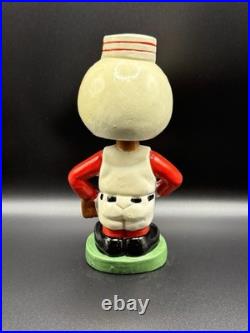 1963 Vintage Cincinnati Reds Round Green Base Nodder