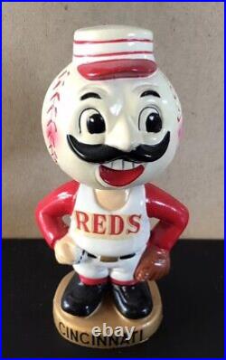 1967 Vintage Gold Base Cincinnati Reds Bobblehead/Nodder, Japan, Mint