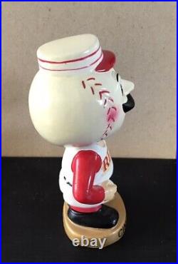 1967 Vintage Gold Base Cincinnati Reds Bobblehead/Nodder, Japan, Mint