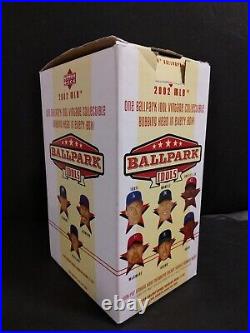 2002 Upper Deck MLB One Ballpark Idol Vintage Bobblehead Sammy Sosa Wrong Box
