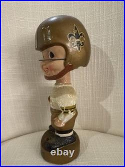 BEAUTIFUL 1960's New Orleans Saints Round Gold Base Bobblehead, VINTAGE READ