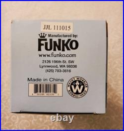 BEAVIS BUTT-HEAD CORNHOLIO Funko Wacky Wobbler Bobblehead Talking Set Rare Boxed BEAVIS BUTT-HEAD CORNHOLIO Funko Wacky Wobbler Bobblehead Talking Set Rare Boxed