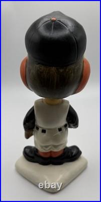 Baltimore Orioles 1960s Vintage Bobblehead Nodder White Base Japan Baltimore Orioles 1960s Vintage Bobblehead Nodder White Base Japan