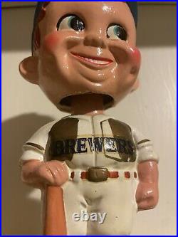 Baseball bobblehead 1960s vintage old Milwaukee Brewers Gold base Nodder Bobble