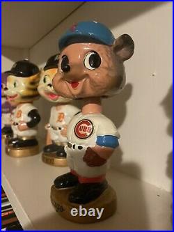 Baseball bobblehead Bobble Head vintage old Chicago Cubs Gold base Nodder Ball