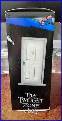 Bif Bang Pow 2012 Vintage The Twilight Zone William Shatner Bobblehead 20,000 FT Bif Bang Pow 2012 Vintage The Twilight Zone William Shatner Bobblehead 20,000 FT