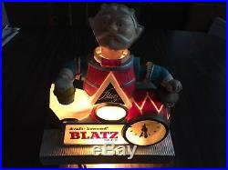 Blatz Beer Sign Lighted Barrel Bobble Head Nodding Clock Motion Bar Vintage 1960
