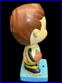 Boston Bruins Vintage Blue Base 1960s MINI Bobblehead Nodder Ceramic Exellent