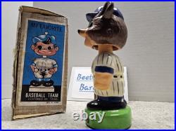 Chicago Cubs MLB Vintage 1960's Ceramic Bobblehead With Box REPAIRED READ