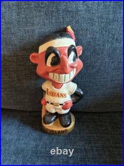 Chief Wahoo Cleveland Indians Vintage 1960s Bobblehead Nodder Gold Base Rare