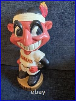 Chief Wahoo Cleveland Indians Vintage 1960s Bobblehead Nodder Gold Base Rare