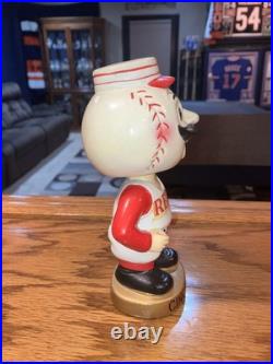 Cincinnati Reds 1960s Vintage Round Base Nodder Bobblehead mint condition