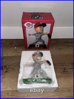 Cincinnati Reds vintage Bobble Head & Figurine Collection, see pictures-18 Items
