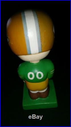 GREEN BAY PACKERS VINTAGE 1960S NFL FOOTBALL NODDER BOBBLEHEAD SQUARE BASE GREEN BAY PACKERS VINTAGE 1960S NFL FOOTBALL NODDER BOBBLEHEAD SQUARE BASE
