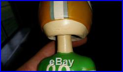 GREEN BAY PACKERS VINTAGE 1960S NFL FOOTBALL NODDER BOBBLEHEAD SQUARE BASE GREEN BAY PACKERS VINTAGE 1960S NFL FOOTBALL NODDER BOBBLEHEAD SQUARE BASE