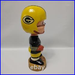 Green Bay Packers 1960s NFL Vintage Bobble Head Gold Base With Sticker