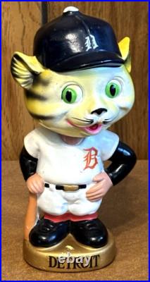 HTF Vintage 1960's Detroit Tigers Baseball Bobble Head Nodder with Gold Base HTF Vintage 1960's Detroit Tigers Baseball Bobble Head Nodder with Gold Base