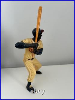 Hank Aaron Milwaukee Braves 1958-1963 Vintage Hartland Original Figure withBat