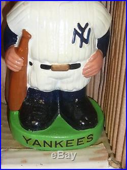 NRFB 1962 NY New York Yankees green Nodder Bobblehead Vintage Baseball Mlb Bobbl