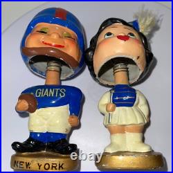 NY Giants Football Vintage 1960's Bobble Head Doll Set'Kissing Boy & Girl