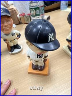 NY Yankees MLB 1960 Vintage Bobblehead Extremely Scarce Color Base Nodder Head D NY Yankees MLB 1960 Vintage Bobblehead Extremely Scarce Color Base Nodder Head D
