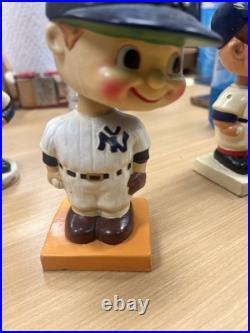 NY Yankees MLB 1960 Vintage Bobblehead Extremely Scarce Color Base Nodder Head D NY Yankees MLB 1960 Vintage Bobblehead Extremely Scarce Color Base Nodder Head D