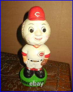 Original Vintage 1960 Cincinnati Reds Mascot Bobblehead Nodder Rare / Green Base