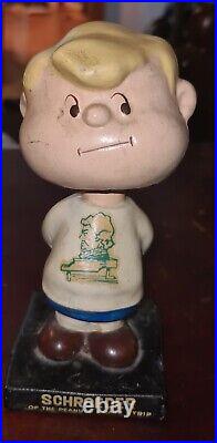 Peanuts Gang Schroeder Vintage Bobblehead Nodder Composition
