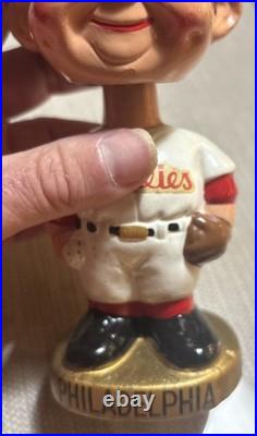 Philadelphia Phillies 1967 vintage bobblehead gold base original Japan