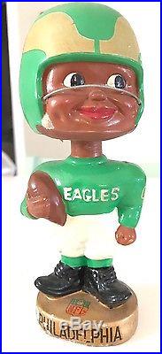 RARE 1960s VINTAGE PHILADELPHIA EAGLES BLACK FACE TOES UP BOBBLEHEAD NODDER WOW RARE 1960s VINTAGE PHILADELPHIA EAGLES BLACK FACE TOES UP BOBBLEHEAD NODDER WOW