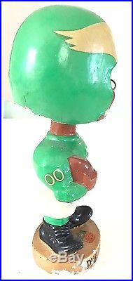 RARE 1960s VINTAGE PHILADELPHIA EAGLES BLACK FACE TOES UP BOBBLEHEAD NODDER WOW RARE 1960s VINTAGE PHILADELPHIA EAGLES BLACK FACE TOES UP BOBBLEHEAD NODDER WOW