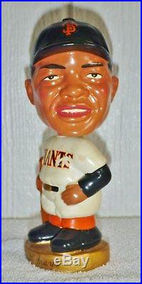 RARE VINTAGE WILLIE MAYS NODDER BOBBLEHEAD GOLD ROUND BASE 1960's GIANTS JAPAN RARE VINTAGE WILLIE MAYS NODDER BOBBLEHEAD GOLD ROUND BASE 1960's GIANTS JAPAN