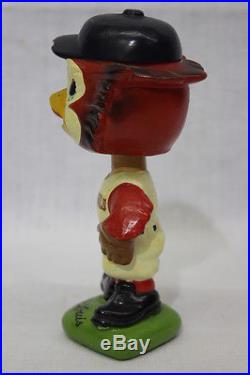 RARE Vintage MLB Saint Louis CARDINALS Mascot Chalkware Bobblehead withGreen Base