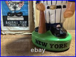 Rare Vintage 1960s Green Base NY Mets Bobblehead Bobble Head Nodder & Box. Mint
