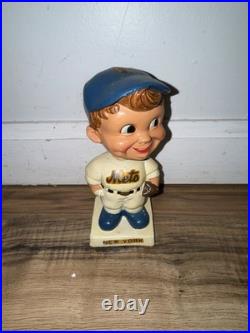 Rare Vintage 1961 White Base Bobble Head Nodder New York Mets