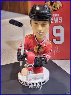Rare Vintage Limited Edition Jonathan Toews 2000s Bobblehead! Mint Condition