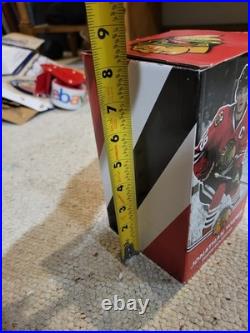 Rare Vintage Limited Edition Jonathan Toews 2000s Bobblehead! Mint Condition