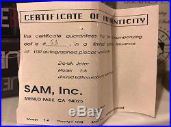 SAM SAMS DEREK JETER NEW YORK YANKEES Vintage SIGNED UNIFORM BOBBLEHEAD #63