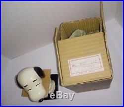 Snoopy Mint in box NODDER BOBBLE HEAD vintage PEANUTS GANG COMIC 60's nice doll