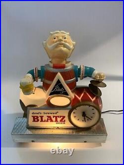 VINTAGE 1960 Blatz Beer Bobble Head Barrel Keg Man Drummer, Light & Clock Runs +