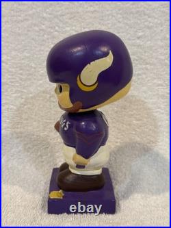 VINTAGE 1961-62 Minnesota Vikings Square Purple Base Nodder, COOL-LOOK